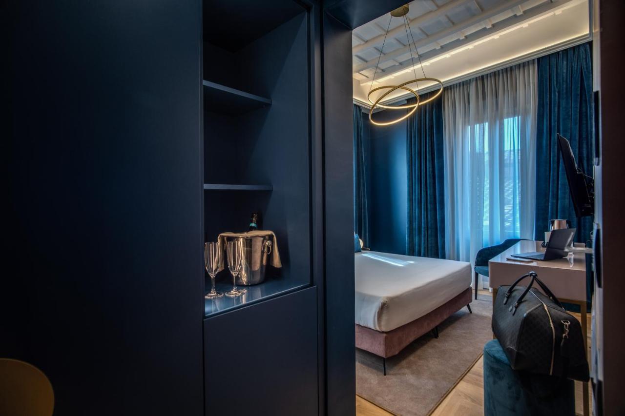 Palazzetto Trevi Hotel Рим Екстериор снимка