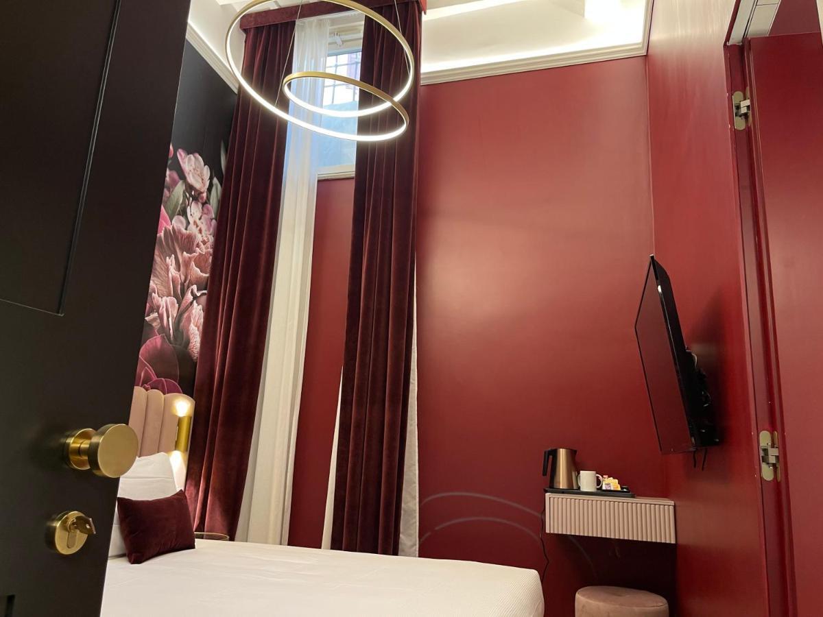 Palazzetto Trevi Hotel Рим Екстериор снимка